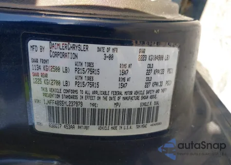 2000 Jeep Cherokee Sport z USA, uszkodzony, nr VIN 1J4FF48S5YL237979